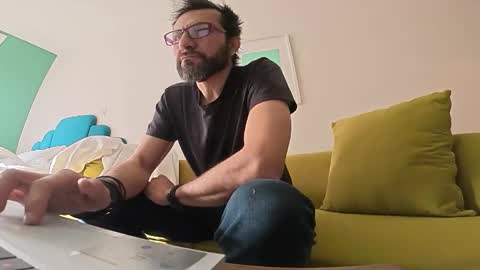 Snapshot of ultratoaster chatting on 12/05/25, 06:15 ultratoaster online show from 12/05/25, 06:15