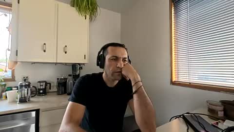 Snapshot of ultratoaster chatting on 06/29/26, 04:51 ultratoaster online show from 06/29/26, 04:51