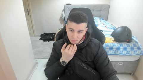 hi im mike tyson -  online show from 01/18/25, 07:37