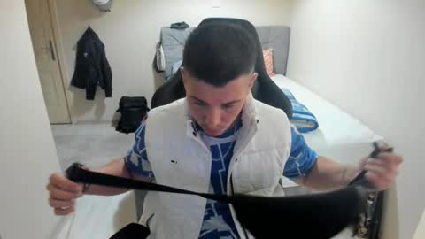 hi im mike tyson -  online show from 09/28/25, 07:52