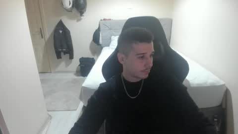 hi im mike tyson -  online show from 11/07/25, 07:58