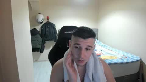 Snapshot of ulxer chatting on 03/14/26, 04:56 hi im mike tyson - online show from 03/14/26, 04:56