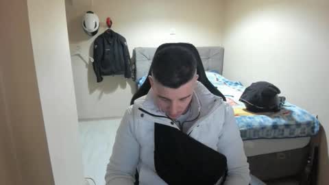 Snapshot of ulxer chatting on 03/18/26, 06:55 hi im mike tyson - online show from 03/18/26, 06:55