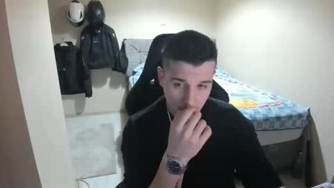 Snapshot of ulxer chatting on 04/01/26, 07:11 hi im mike tyson - online show from 04/01/26, 07:11