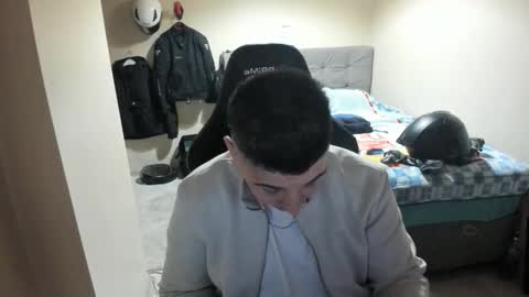 Snapshot of ulxer chatting on 04/16/26, 08:53 hi im mike tyson - online show from 04/16/26, 08:53