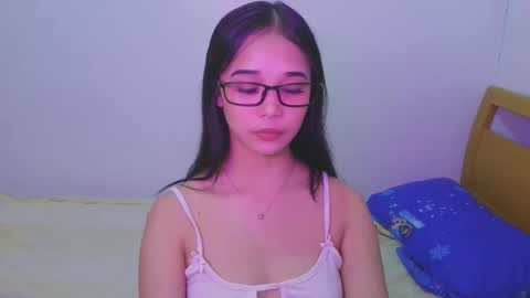 Snapshot of umi_pinay69xx chatting on 04/10/26, 03:50 umi online show from 04/10/26, 03:50