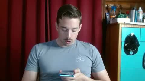 Snapshot of umphreak42 chatting on 12/15/25, 10:14 Andrew online show from 12/15/25, 10:14