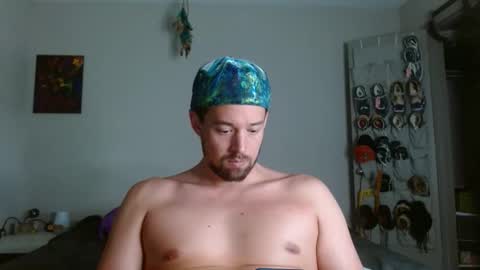 Snapshot of umphreak42 chatting on 06/02/26, 11:51 Andrew online show from 06/02/26, 11:51