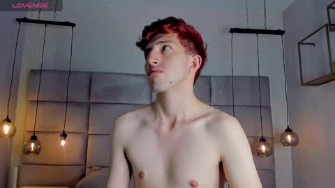 Un Slutty online show from 12/18/24, 11:13