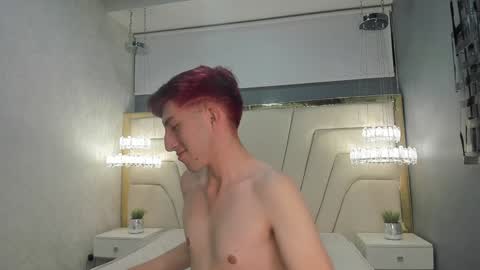 Un Slutty online show from 01/04/25, 06:09