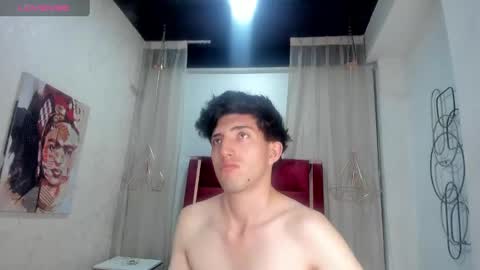 Un Slutty online show from 02/17/25, 11:42