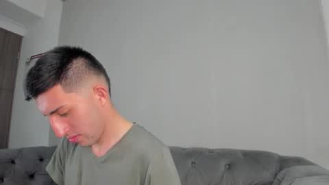 Un Slutty online show from 10/27/25, 10:36