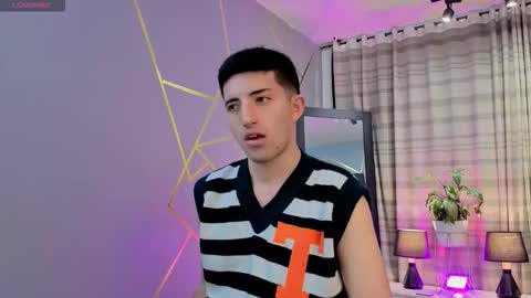 Snapshot of un_sluttyy chatting on 11/03/25, 12:28 un_sluttyy online show from 11/03/25, 12:28