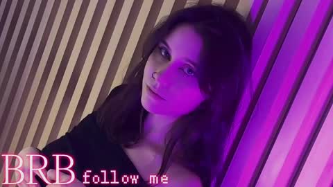 Una  online show from 02/17/25, 02:26