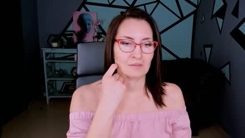 UnaTera online show from 02/01/26, 09:08