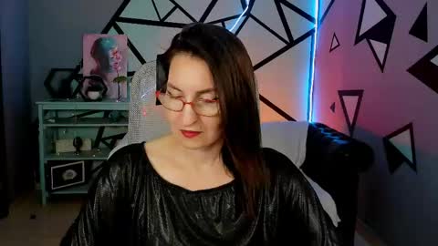 UnaTera online show from 06/02/26, 06:15