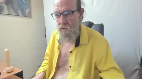 Uncle Hottie online show from 02/27/26, 05:35