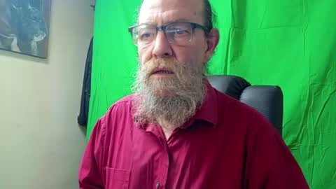 Snapshot of uncle_hottiecb chatting on 03/22/26, 03:15 Uncle Hottie online show from 03/22/26, 03:15