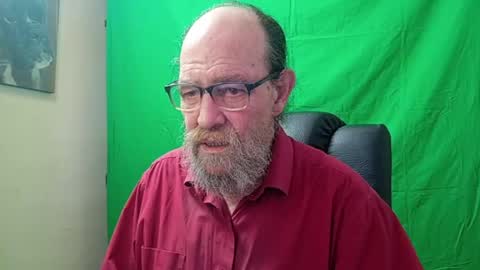 Snapshot of uncle_hottiecb chatting on 04/14/26, 04:57 Uncle Hottie online show from 04/14/26, 04:57