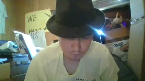 Snapshot of uncut929 chatting on 10/05/25, 06:39 uncut929 online show from 10/05/25, 06:39