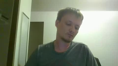 Snapshot of uncut929 chatting on 11/29/25, 05:32 uncut929 online show from 11/29/25, 05:32