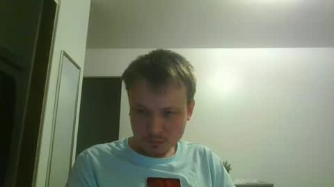 Snapshot of uncut929 chatting on 12/01/25, 05:01 uncut929 online show from 12/01/25, 05:01