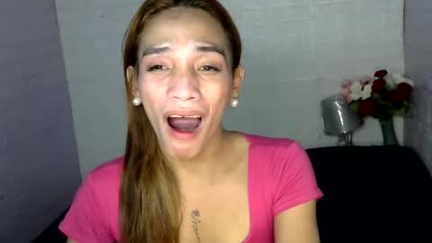 Snapshot of uncut_queen chatting on 03/21/26, 09:03 LOVELY JANE online show from 03/21/26, 09:03