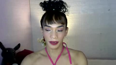 Snapshot of uncut_queen chatting on 03/30/26, 12:28 LOVELY JANE online show from 03/30/26, 12:28