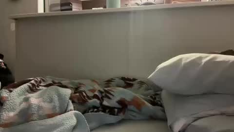 uncutbeard129840 online show from 10/11/25, 03:50