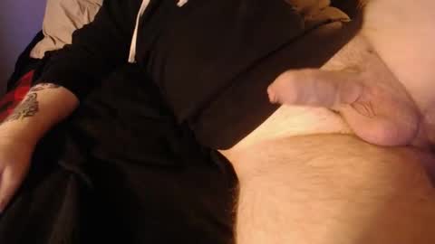 Snapshot of uncutcook chatting on 02/24/25, 07:33 uncutcook online show from 02/24/25, 07:33