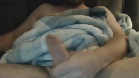 Snapshot of uncutpeelover chatting on 12/16/25, 01:32 uncutpeelover online show from 12/16/25, 01:32