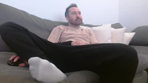 Snapshot of uncutslut69 chatting on 04/03/26, 02:20 uncutslut69 online show from 04/03/26, 02:20