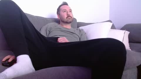 Snapshot of uncutslut69 chatting on 04/07/26, 02:12 uncutslut69 online show from 04/07/26, 02:12