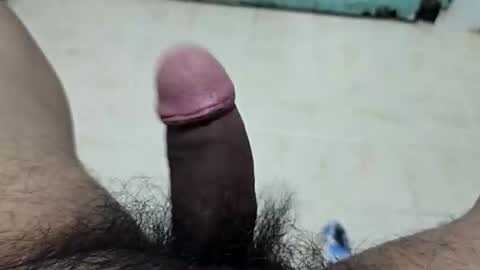 Snapshot of uncuttool3000 chatting on 12/20/25, 05:53 uncuttool3000 online show from 12/20/25, 05:53