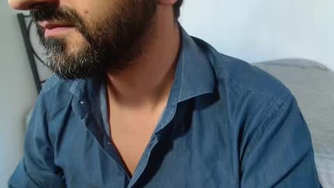 Giov online show from 10/18/25, 08:48