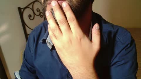 Giov online show from 11/04/25, 05:12