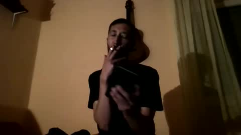 Snapshot of underguy19 chatting on 10/11/25, 09:24 underguy19 online show from 10/11/25, 09:24