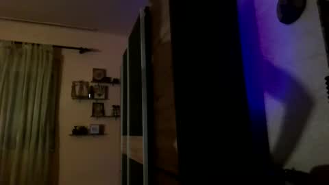 Snapshot of underguy19 chatting on 12/22/25, 09:45 underguy19 online show from 12/22/25, 09:45