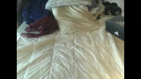 Snapshot of understandishable chatting on 03/28/26, 11:37 hornyanddepressed online show from 03/28/26, 11:37