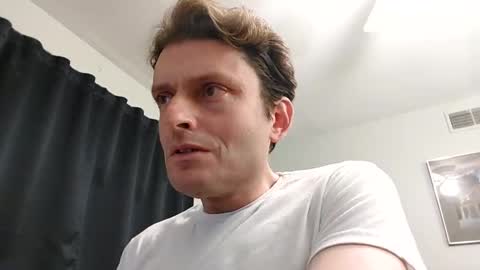 Snapshot of undress_me_ chatting on 12/26/24, 01:29 undress me online show from 12/26/24, 01:29