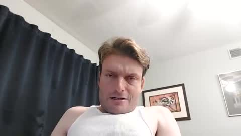 Snapshot of undress_me_ chatting on 12/28/24, 11:52 undress me online show from 12/28/24, 11:52