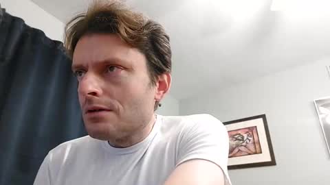 Snapshot of undress_me_ chatting on 01/01/25, 11:27 undress me online show from 01/01/25, 11:27