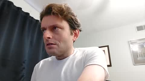 Snapshot of undress_me_ chatting on 01/08/25, 01:52 undress me online show from 01/08/25, 01:52