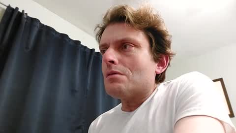 Snapshot of undress_me_ chatting on 02/18/25, 04:48 undress me online show from 02/18/25, 04:48