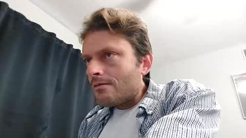 Snapshot of undress_me_ chatting on 09/16/25, 12:06 undress me online show from 09/16/25, 12:06