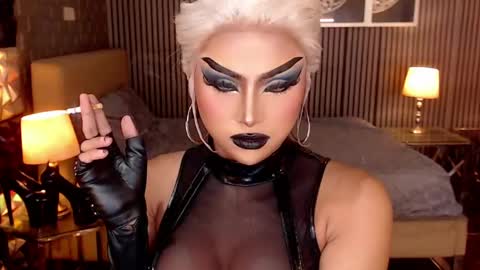 Snapshot of unforgettablebrianna chatting on 04/14/26, 03:40 BRIANNA online show from 04/14/26, 03:40