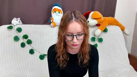 Snapshot of unforgettablehelen chatting on 04/13/26, 09:48 unforgettablehelen online show from 04/13/26, 09:48