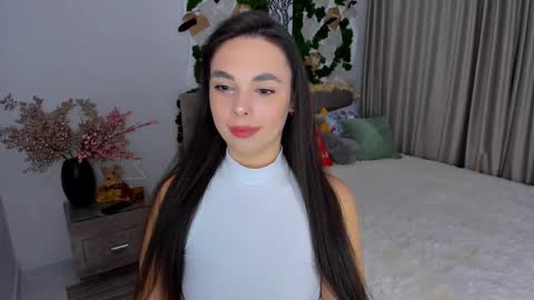 Snapshot of unforgettablestarfall chatting on 12/24/24, 01:49 Patricia online show from 12/24/24, 01:49