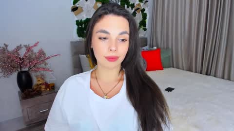 Snapshot of unforgettablestarfall chatting on 12/27/24, 10:26 Patricia online show from 12/27/24, 10:26