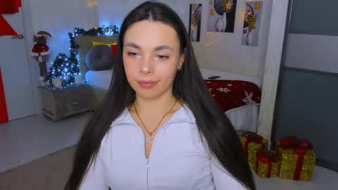 Snapshot of unforgettablestarfall chatting on 12/29/24, 08:15 Patricia online show from 12/29/24, 08:15